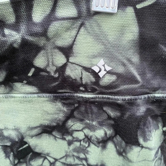 NUX Tie Dye Cropped Legging Medium - Picture 7 of 8